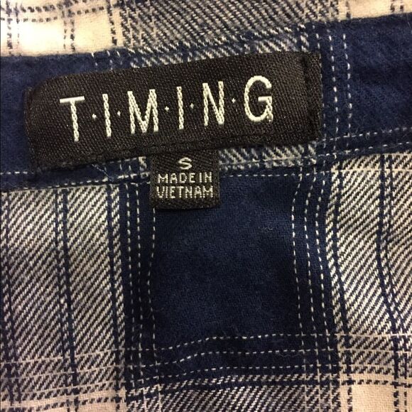 🎈TIMING PlaidButton Down Shirt S🎈Clearance! 2/$15-3/$25 - Picture 7 of 8